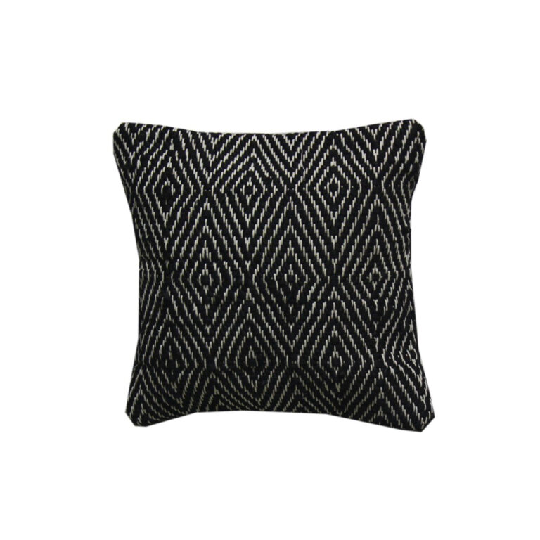 Cushion Manufacturers & Exporters in Panipat, India - Sahil International